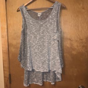 High-low Breezy Tank